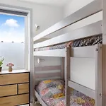Steffan - 2-3km From The Sea By Interhome
