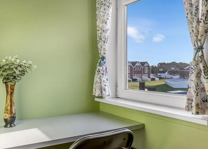 Steffan - 2-3km From The Sea By Interhome